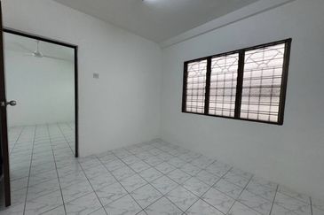 Pangsapuri Baiduri, Bandar Tasik Kesuma