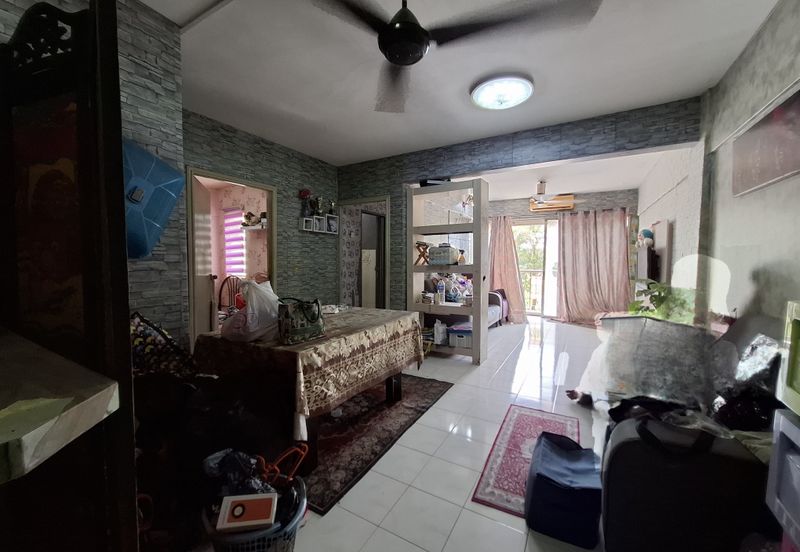 Mawar Apartment (Taman Bunga Raya)