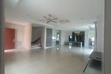 Jacaranda Garden Residence