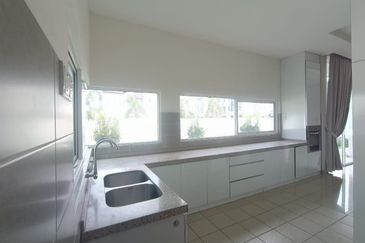 Jacaranda Garden Residence