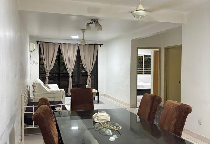 Putra Villa Kondominium