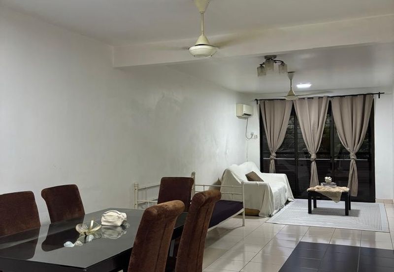 Putra Villa Kondominium