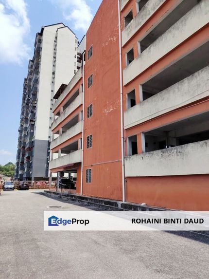 1st Floor Sri Ria Apartment Taman Sepakat Indah Sg Chua KAJANG, Selangor, Kajang
