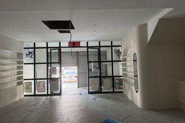 Shoplot Ground Floor, Mahkota Square, Bandar Mahkota Cheras