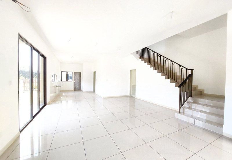 Setia Warisan Tropika