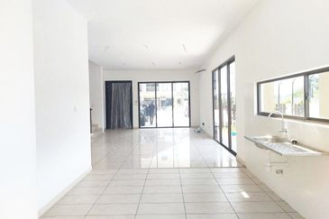 Setia Warisan Tropika