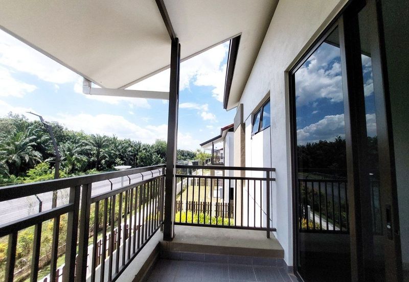 Setia Warisan Tropika