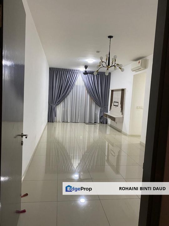 PARTIAL FURNISH with Kitchen Cabinet Blok A Sensory Residence Southville City BANGI, Selangor, Bangi