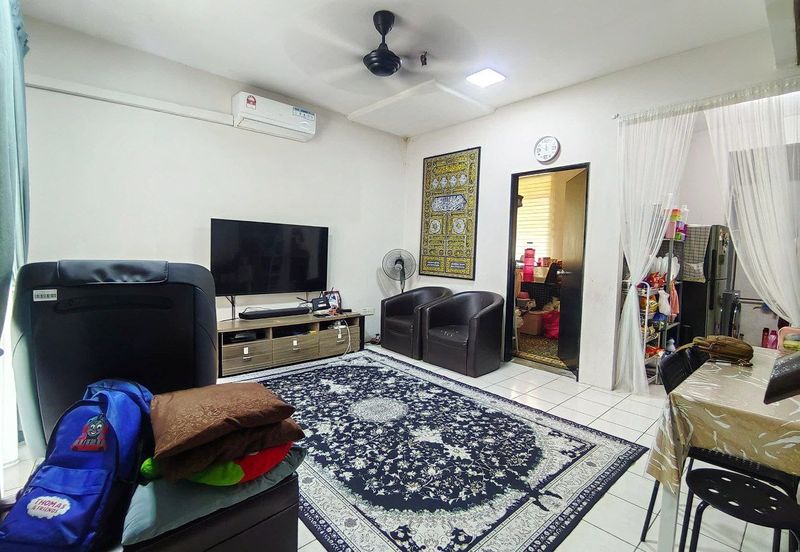 La Cottage Taman Putra Perdana