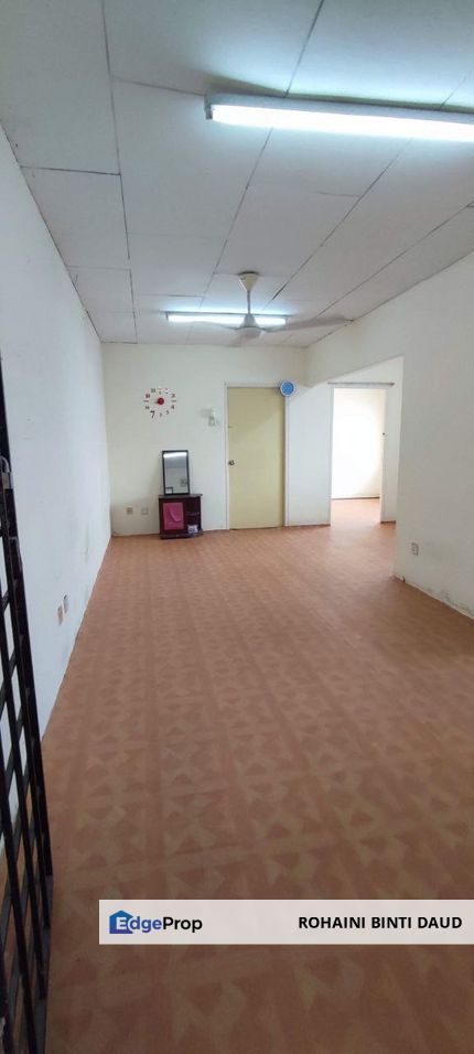 2 Room Flat PKNS Blok C Seksyen 16 Bandar Baru Bangi BANGI, Selangor, Bangi