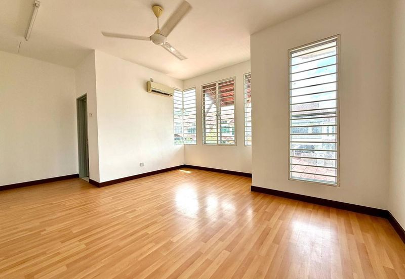 Jalan Seri Putra 2/3