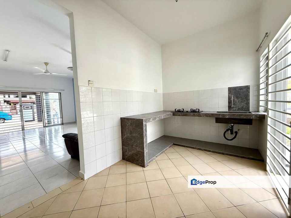  CORNER LOT Laman Dua, Bandar Seri Putra, Bangi, Selangor, Bangi