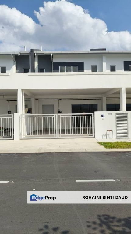 Facing Open 4 Room 2 Storey Terrace Taman Arowana LENGGENG, Negeri Sembilan, Lenggeng