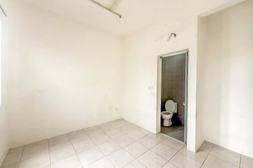 Taman Tasik Semenyih (Lake Residence)