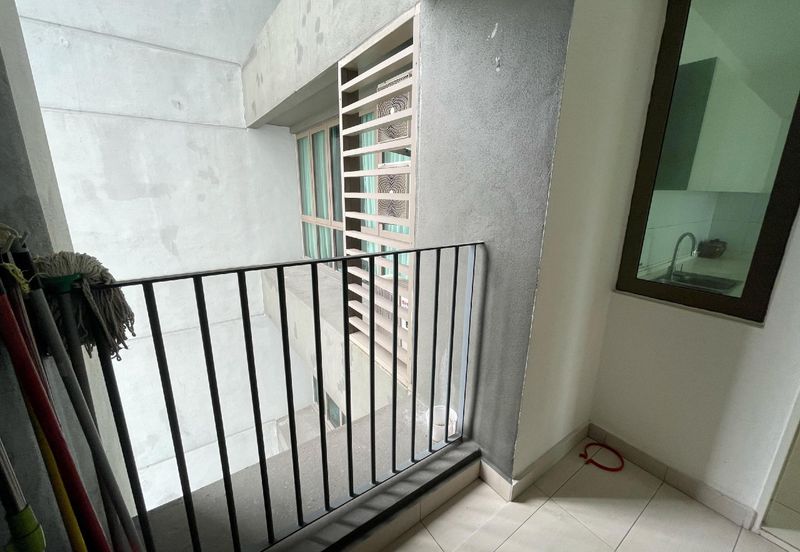 Lake Point Residence