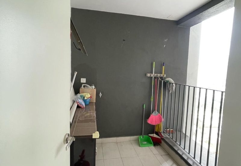 Lake Point Residence