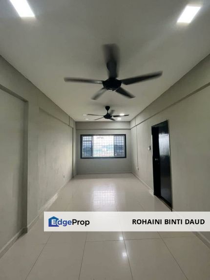 RENOVATED Below Market Value Flat Taman Bukit Segar CHERAS, Selangor, Cheras