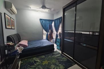 Residensi Laguna Biru 2