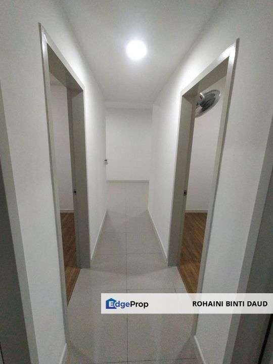 FACING POOL 3 Room with 2 Aircond Sensory Residence Southville City BANGI, Selangor, Bangi