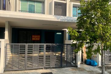 LAMAN MAWAR INDAH @ KOTA SERIEMAS