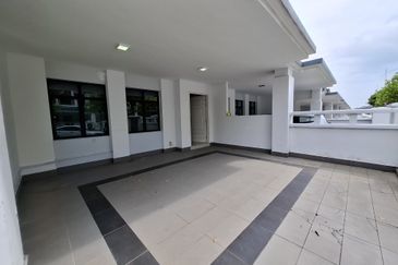 Cradleton @ Eco Majestic