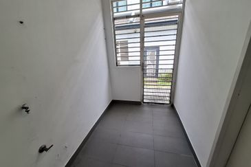 Cradleton @ Eco Majestic