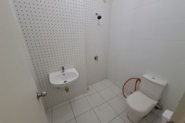 Cradleton @ Eco Majestic