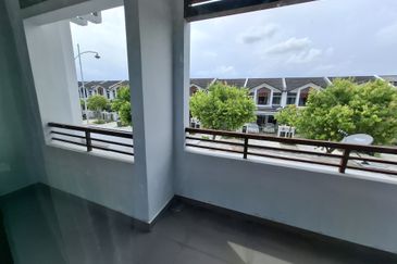 Cradleton @ Eco Majestic