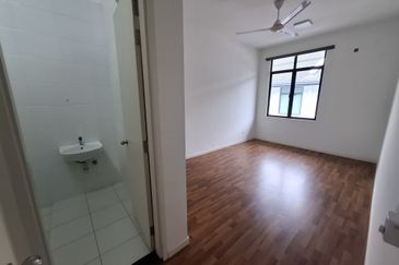 Cradleton @ Eco Majestic