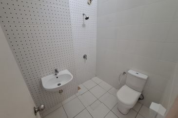 Cradleton @ Eco Majestic