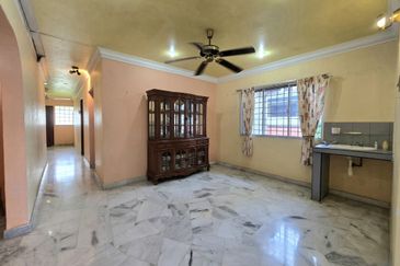 Teluki, Bukit Sentosa