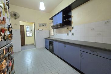 Teluki, Bukit Sentosa