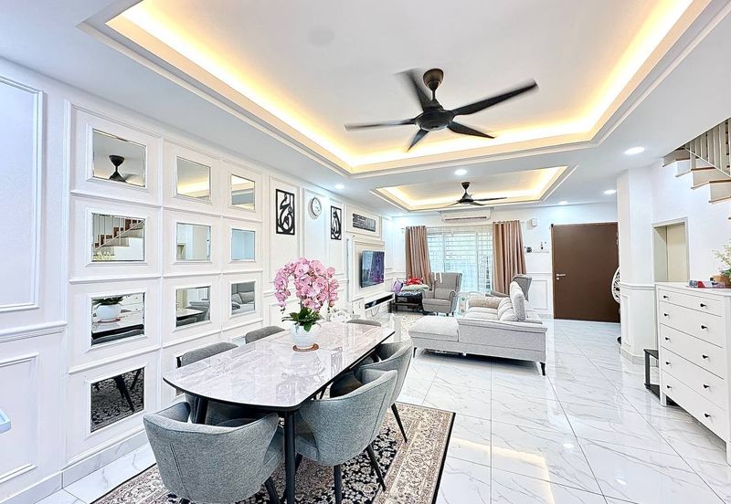 Albury 2 @ Mahkota Hills