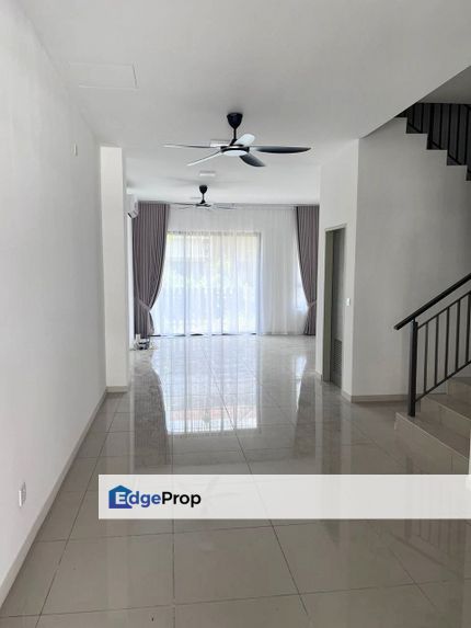 2 Storey Terrace Belladonna Taman Setia Warisan Tropika SEPANG, Selangor, Sepang