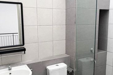 Setia Warisan Tropika (Belladonna)