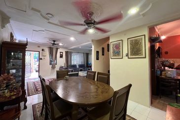 Taman Mawar, Bandar Baru Salak Tinggi