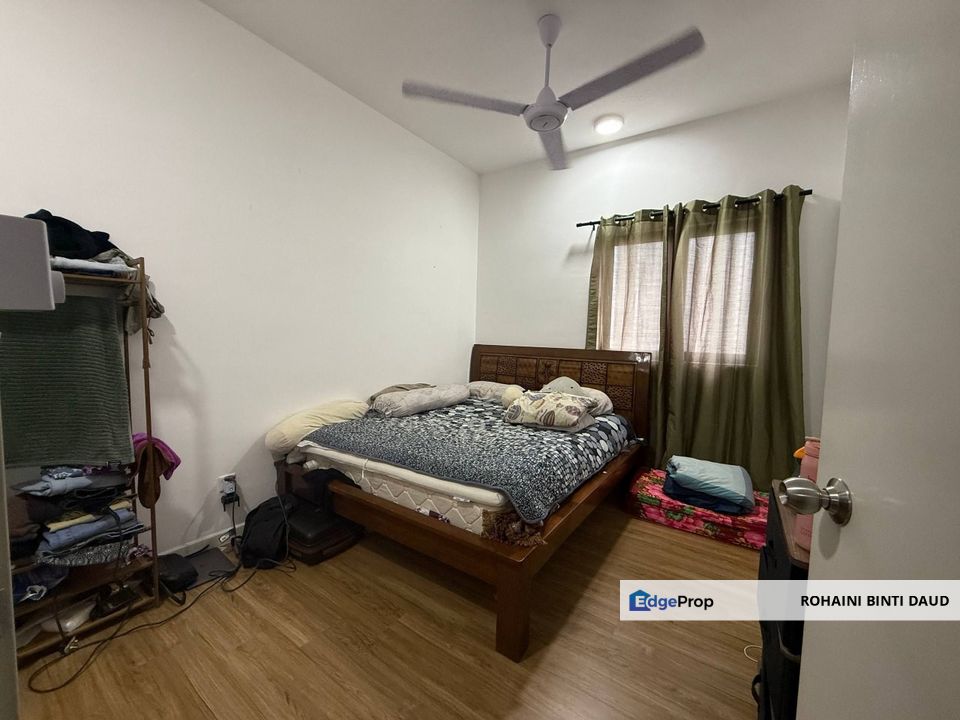 Facing Pool Tower B 3 Room Sensory Residence Southville City Bangi, Selangor, Bangi