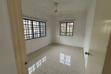 Seksyen 6 @ Bandar Bukit Mahkota