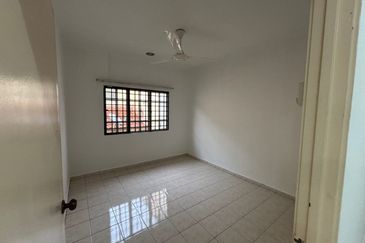 Seksyen 6 @ Bandar Bukit Mahkota