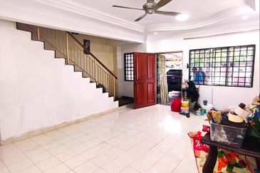 Taman Tasik Semenyih (Lake Residence)