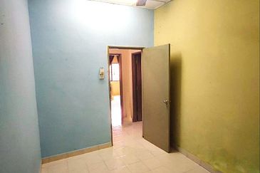 Taman Tasik Semenyih (Lake Residence)