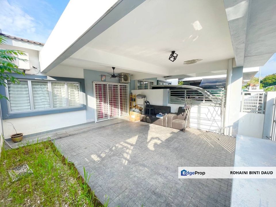 GATED COMMUNITY 1 Storey Terrace Albury Mahkota Hills Lenggeng Negeri Sembilan, Selangor, Semenyih