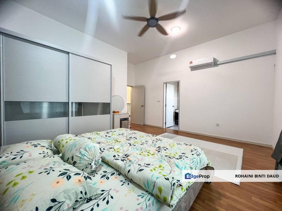 FULLY FURNISHED 4 Room 2 Storey Semi D Setia Alam Sari BANGI, Selangor, Bangi