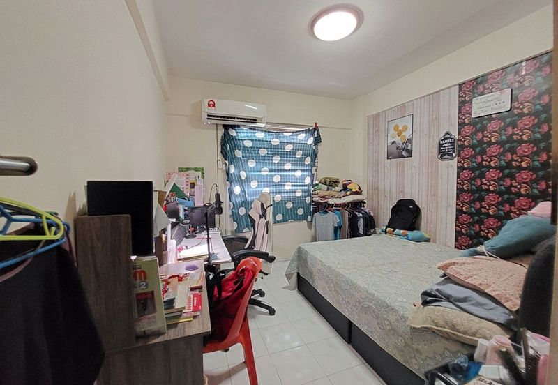 Mawar Apartment (Taman Bunga Raya)