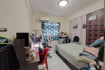 Mawar Apartment (Taman Bunga Raya)