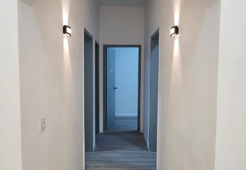 Sanderling @ Lakefront Cyberjaya