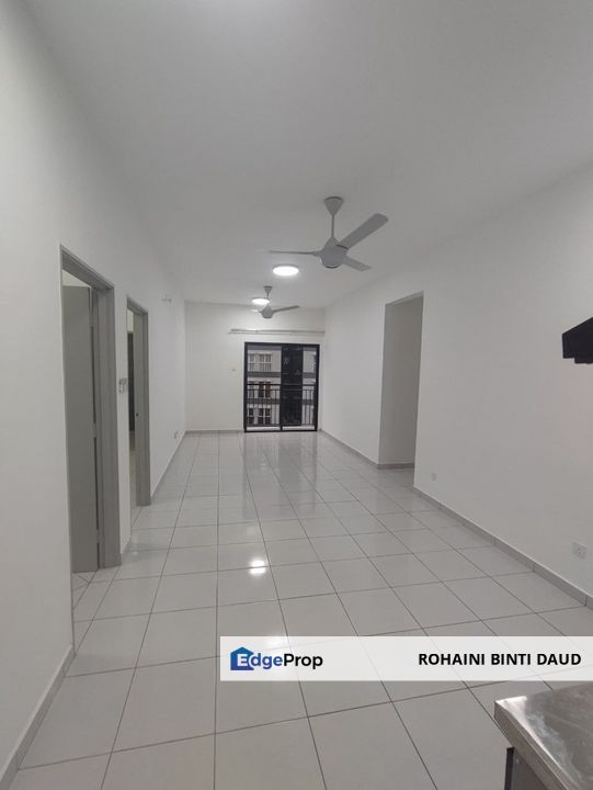 BRAND NEW 3 Room with Kitchen Cabinet Residensi Emas KAJANG 2, Selangor, Kajang