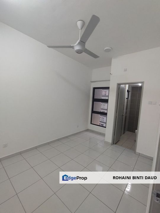 BRAND NEW 3 Room with Kitchen Cabinet Residensi Emas KAJANG 2, Selangor, Kajang