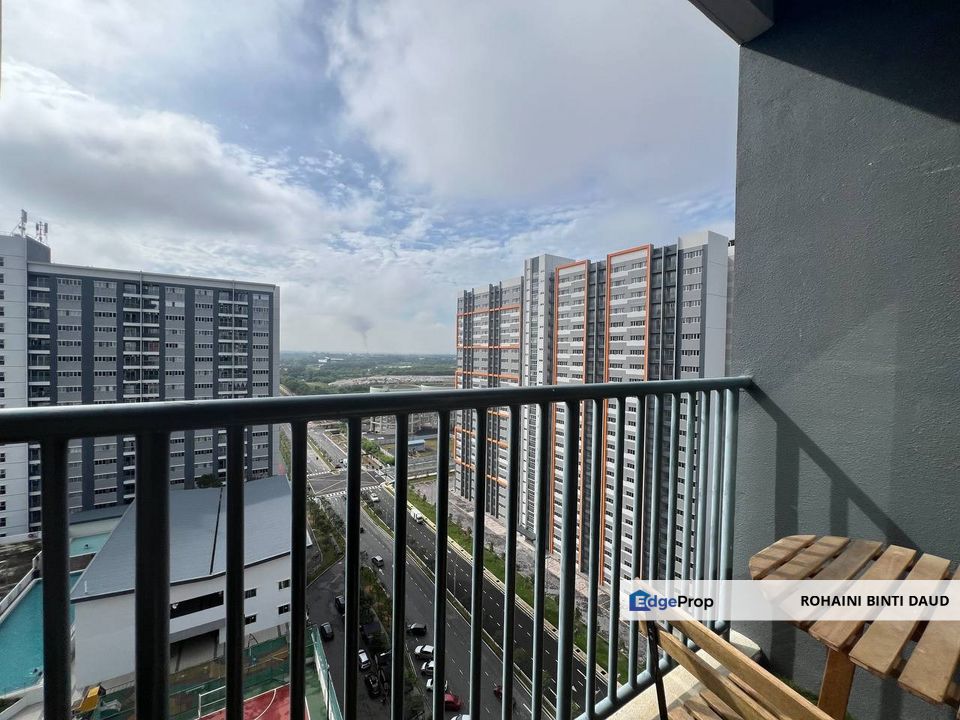 FULLY FURNISHED with wifi 3 Room Kita Impian Cybersouth DENGKIL, Selangor, Dengkil