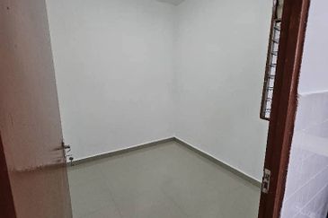 Taman Widuri, Bukit Beruntung